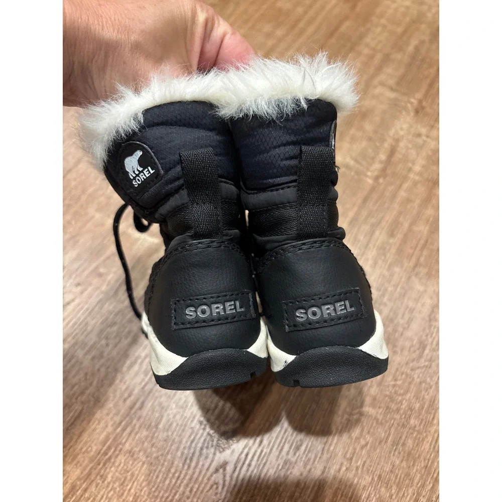 Sorel black Whitney faux fur trim winter boots toddler girls 11